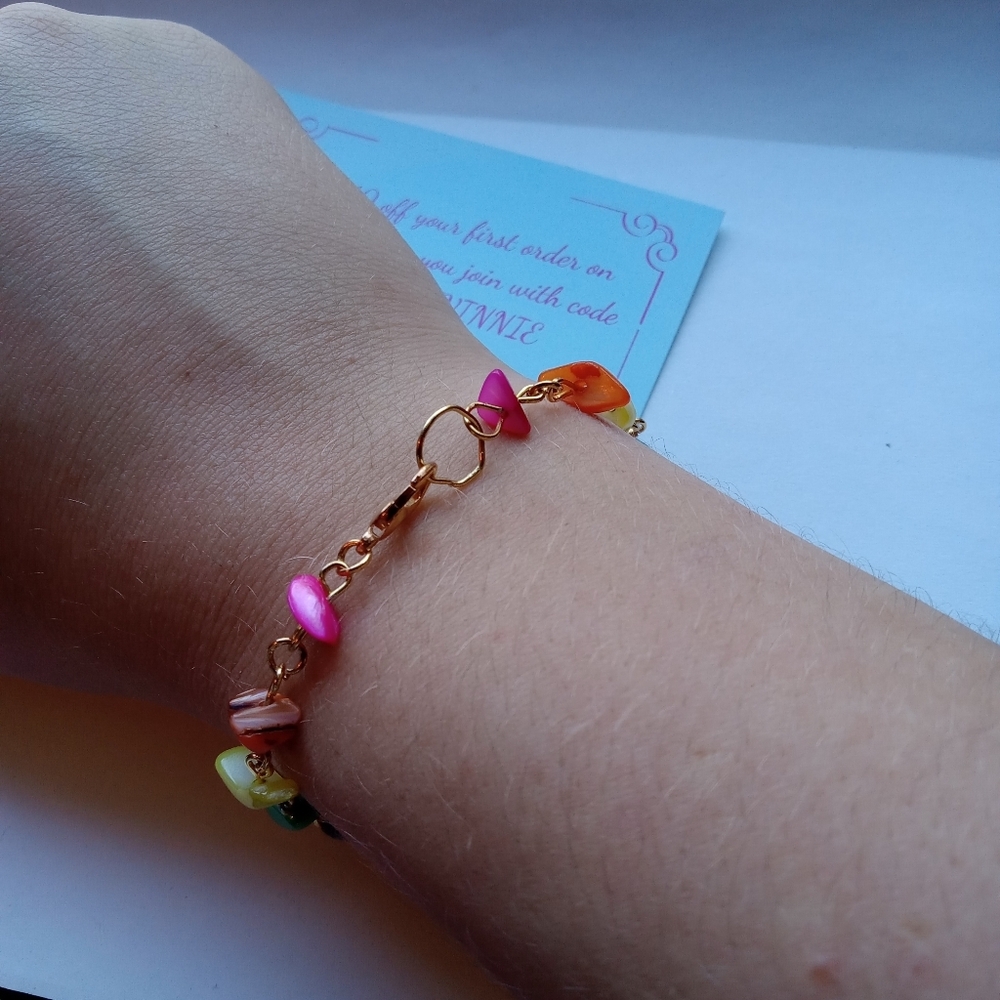 Hand Crafted Multicolor Beaded Bracelet - Picture 9 of 10